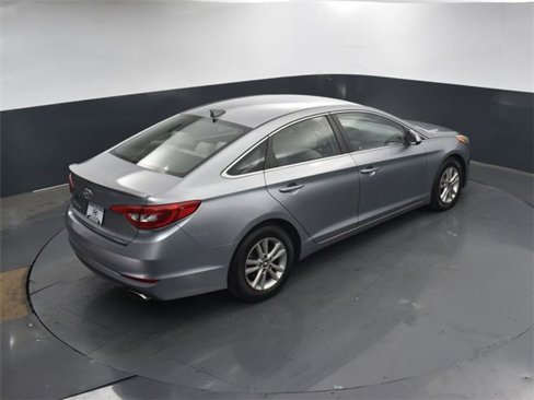 Used 2015 Hyundai Sonata SE image 25