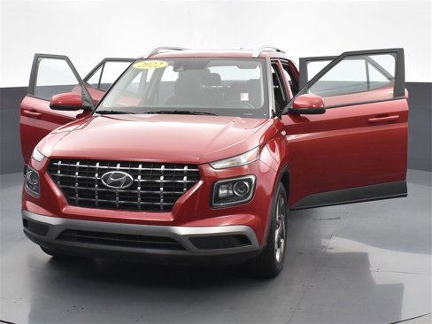 Certified 2022 Hyundai Venue SEL w/ Cargo Package image 30