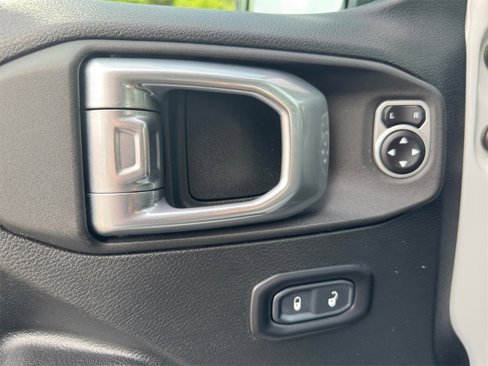 Used 2021 Jeep Wrangler Unlimited Sport image 12