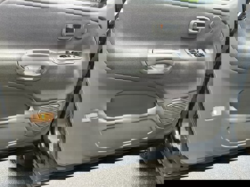 Used 2004 Toyota Tundra SR5 w/ SR5 Extra Value Pkg image 13
