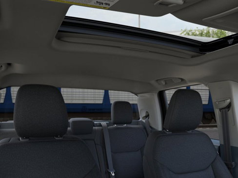 New 2025 Ford Maverick XLT image 12
