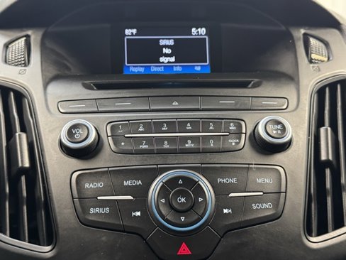 Used 2017 Ford Focus SE image 19
