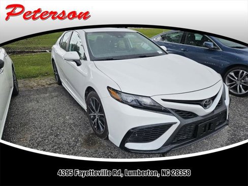Certified 2024 Toyota Camry SE image 1