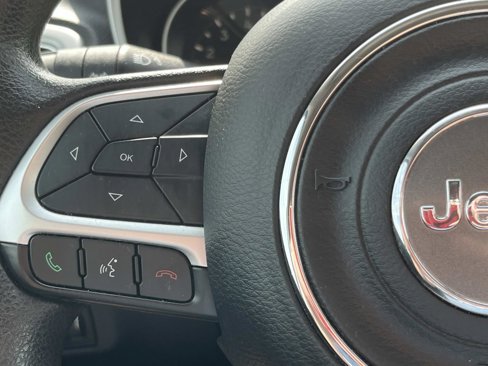 Used 2018 Jeep Compass Sport w/ Tech Group image 13