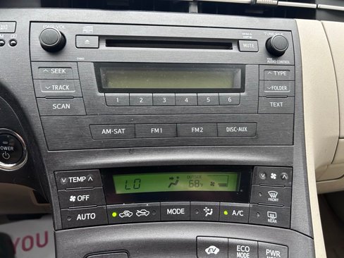 Used 2011 Toyota Prius Two image 23