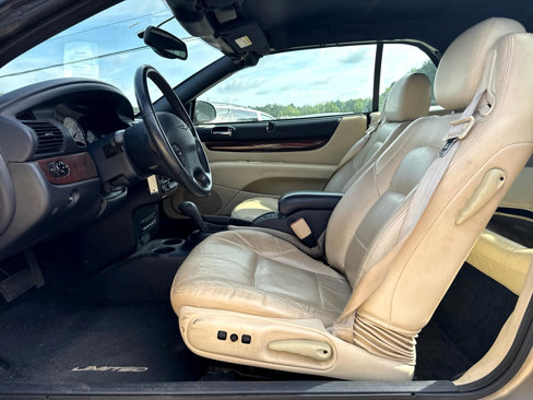 Used 2002 Chrysler Sebring Limited image 10