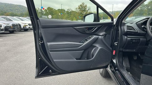 Certified 2023 Subaru Crosstrek 2.0i image 11
