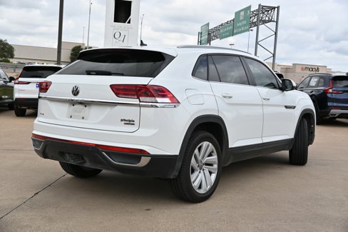 Used 2022 Volkswagen Atlas Cross Sport SE image 6