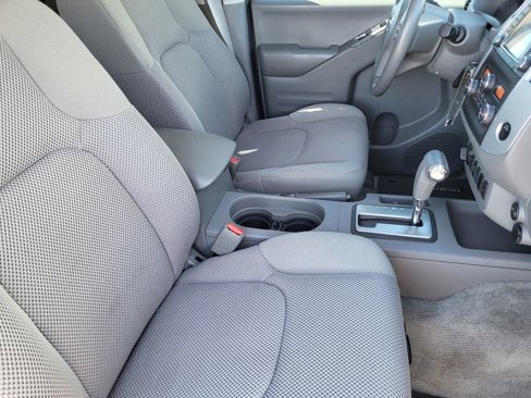 Used 2018 Nissan Frontier SV w/ Value Truck Package image 10