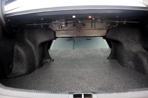 Used 2015 Toyota Camry LE image 40