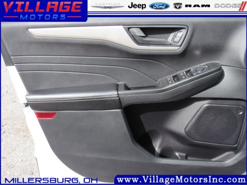 Used 2022 Ford Escape SE w/ SE Sport Appearance Package image 7