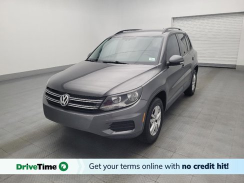 Used 2016 Volkswagen Tiguan S image 1