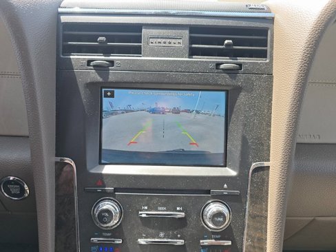 Used 2016 Lincoln Navigator Select image 17