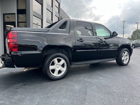 Used 2008 Chevrolet Avalanche LT w/ LT Preferred Equipment Group image 11