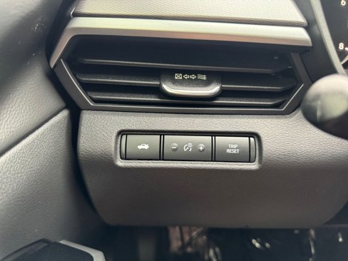 Used 2023 Nissan Altima 2.5 SR image 20