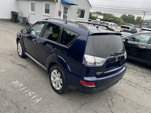 Used 2012 Mitsubishi Outlander SE image 5