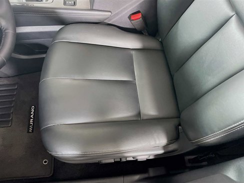 Used 2020 Nissan Murano SV w/ Premium Package image 17