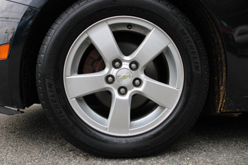 Used 2015 Chevrolet Cruze LT w/ Technology Package image 18