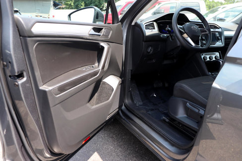 Used 2022 Volkswagen Tiguan S image 10