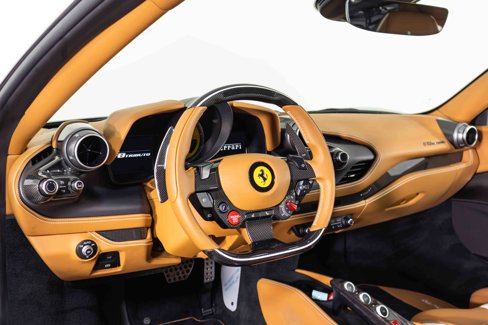 Used 2022 Ferrari F8 Tributo image 17