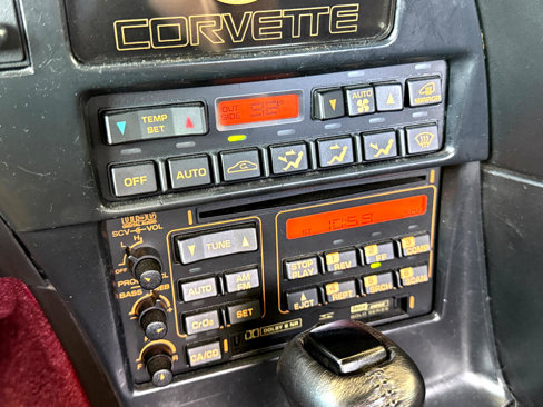 Used 1993 Chevrolet Corvette Convertible image 22