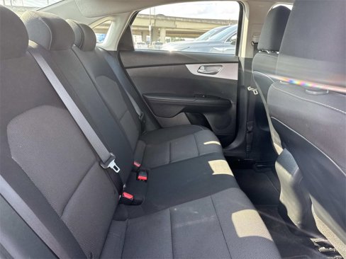 Certified 2024 Kia Forte LXS w/ LXS Technology Package image 18