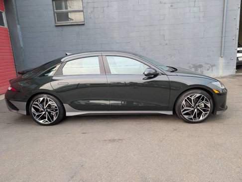 Used 2023 Hyundai Ioniq 6 SEL image 2