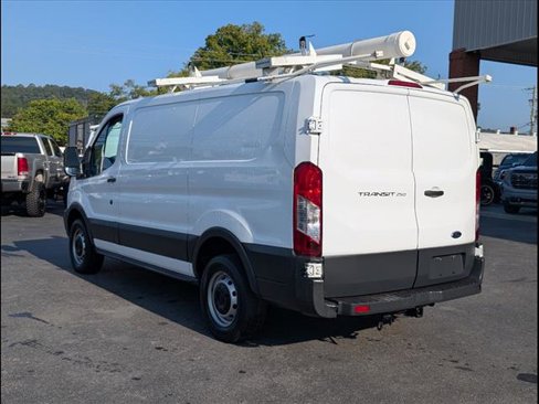Used 2015 Ford Transit 250 130 Low Roof image 3