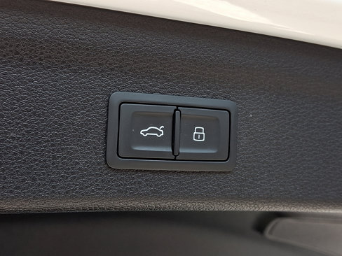 Used 2022 Audi Q3 2.0T Premium Plus w/ Premium Plus Package image 29