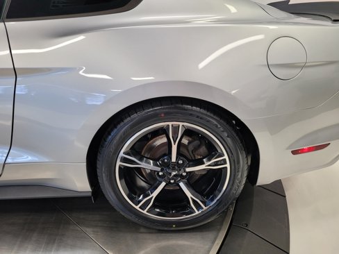 Used 2015 Ford Mustang Coupe image 31