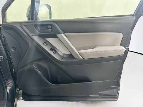 Used 2015 Subaru Forester 2.5i Premium image 30