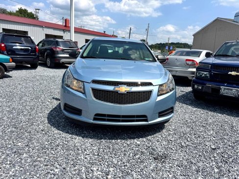 Used 2011 Chevrolet Cruze LS w/ Connectivity Package image 2
