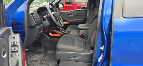 Used 2024 Nissan Frontier PRO-4X w/ Technology Package image 9