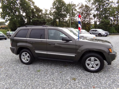 Used 2005 Jeep Grand Cherokee Limited image 3