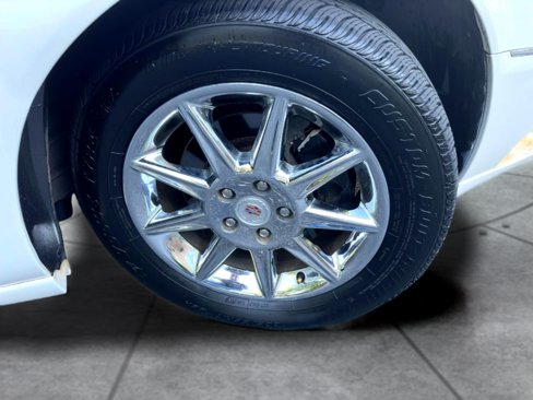 Used 2011 Cadillac DTS Luxury image 42