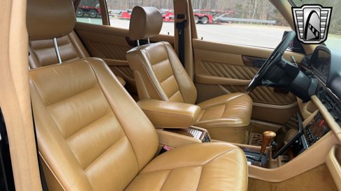 Used 1991 Mercedes-Benz 560 SEL image 23