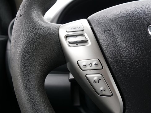 Used 2017 Nissan Versa S Plus image 19
