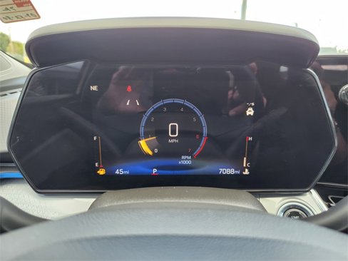 Used 2025 Chevrolet Trax LT w/ Driver Confidence Package image 20