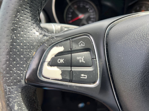 Used 2018 Mercedes-Benz GLC 300 image 35