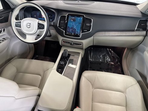 Certified 2023 Volvo XC90 B6 Plus w/ Protection Package Premier image 17