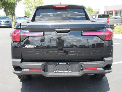 Used 2024 Hyundai Santa Cruz SEL w/ Activity Package image 6