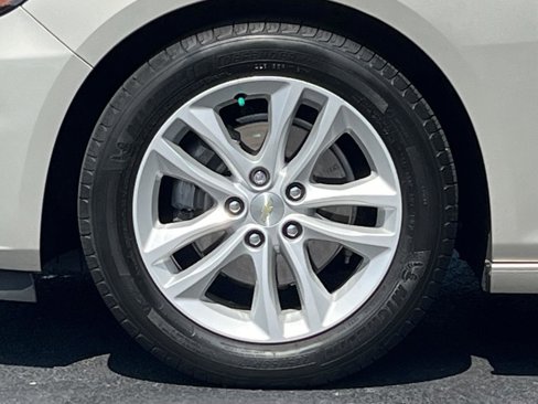 Used 2016 Chevrolet Malibu LT image 27