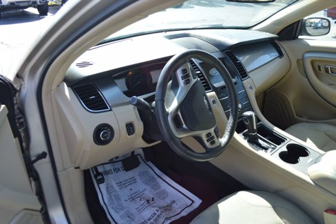 Used 2018 Ford Taurus SEL w/ Equipment Group 201A image 15