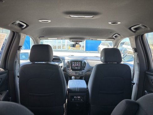 Used 2023 Chevrolet Traverse LT image 37