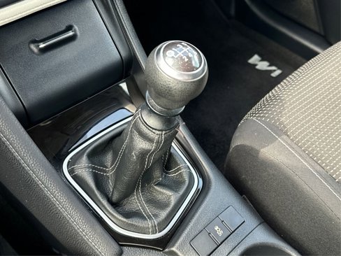 Used 2017 Toyota Corolla iM image 35