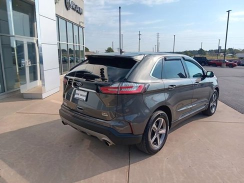 Used 2020 Ford Edge SEL w/ Convenience Package image 6