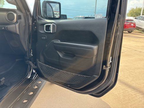Used 2020 Jeep Wrangler Sport image 19