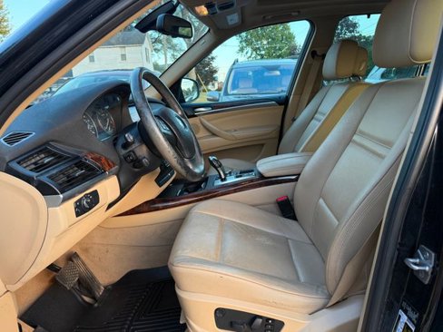 Used 2011 BMW X5 xDrive35d image 7