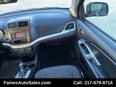Used 2019 Dodge Journey SE image 79