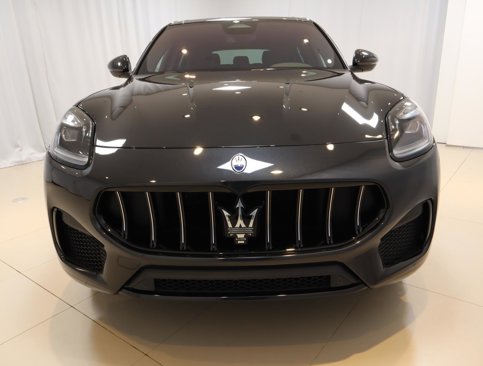 New 2024 Maserati Grecale GT image 8